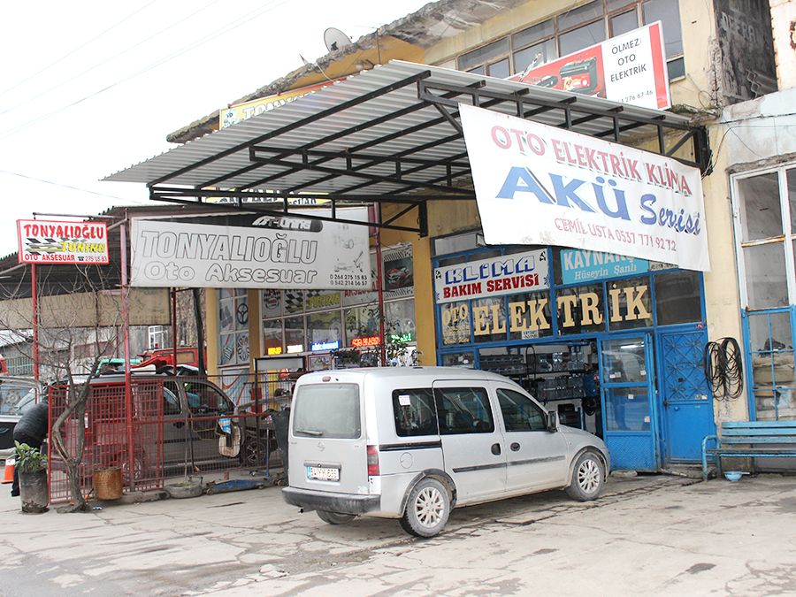 Sakarya Oto Elektrik Akü Yol Yardım